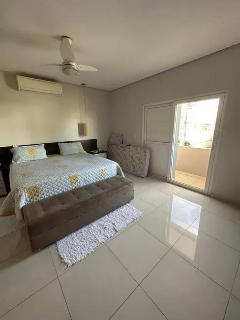 Foto 6 de Sobrado com 4 quartos à venda, 456m2 em Jardim Itália, Cuiaba - MT