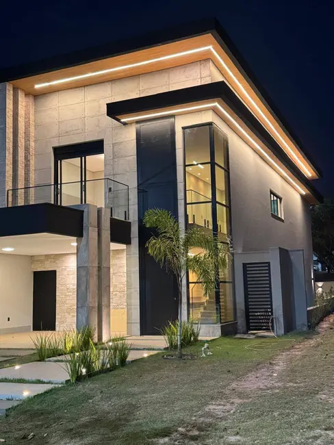 Sobrado com 3 quartos à venda e para alugar, 305m2 em Cuiaba - MT - imagem 6 Foto 6 de Sobrado com 3 quartos à venda e para alugar, 305m2 em Cuiaba - MT