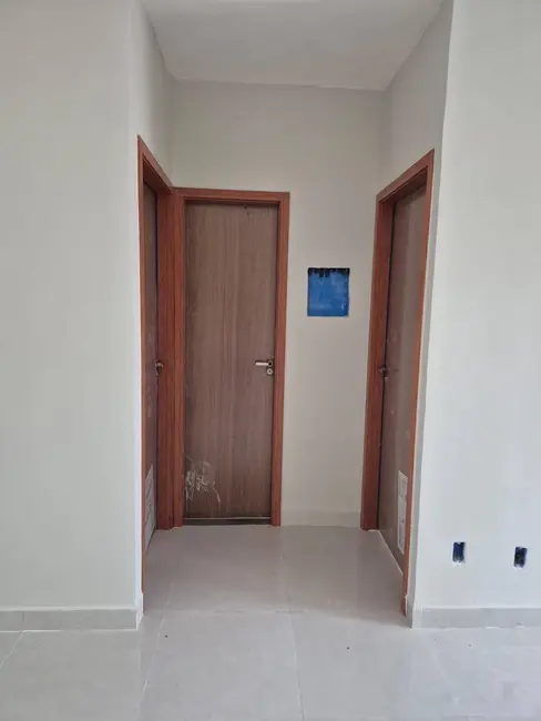 Foto 4 de Casa com 2 quartos à venda, 200m2 em Cuiaba - MT