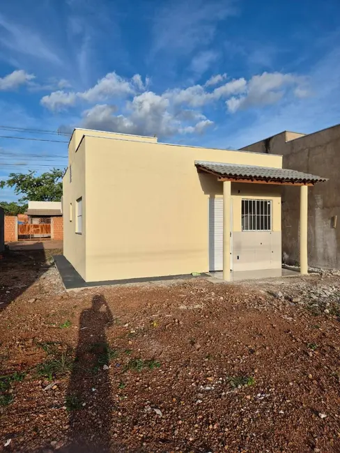 Foto 6 de Casa com 2 quartos à venda, 200m2 em Cuiaba - MT