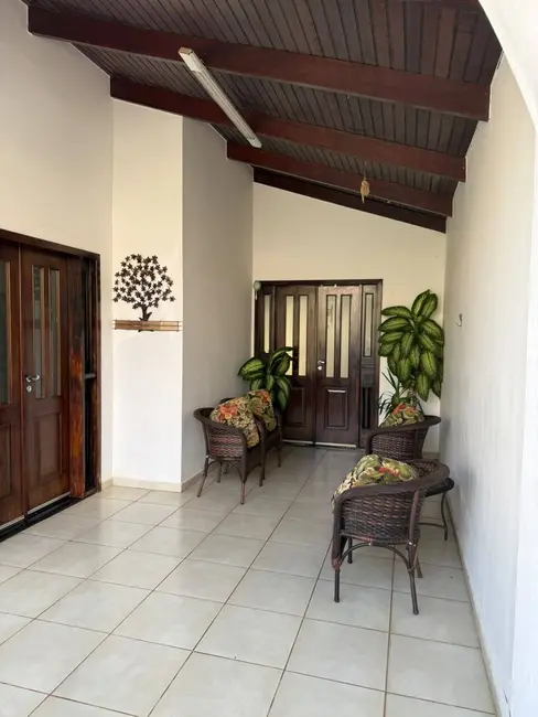 Casa à venda e para alugar em Coophema, Cuiaba - MT - imagem 2 Foto 2 de Casa à venda e para alugar em Coophema, Cuiaba - MT
