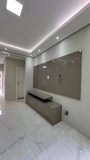 Foto 4 de Casa com 2 quartos à venda e para alugar, 156m2 em Nova Conquista, Cuiaba - MT