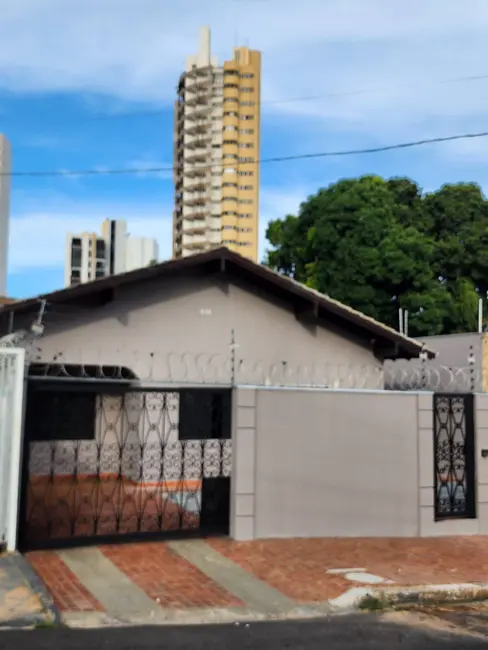 Foto 2 de Sala Comercial à venda, 495m2 em Goiabeiras, Cuiaba - MT