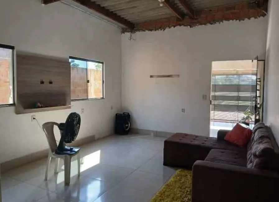Foto 3 de Casa com 3 quartos à venda, 200m2 em Nova Esperança, Cuiaba - MT