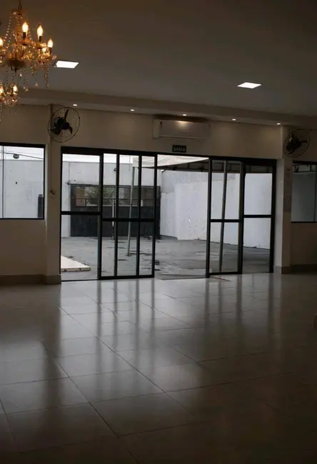 Sala Comercial à venda, 360m2 em Alvorada, Cuiaba - MT - imagem 3 Foto 3 de Sala Comercial à venda, 360m2 em Alvorada, Cuiaba - MT