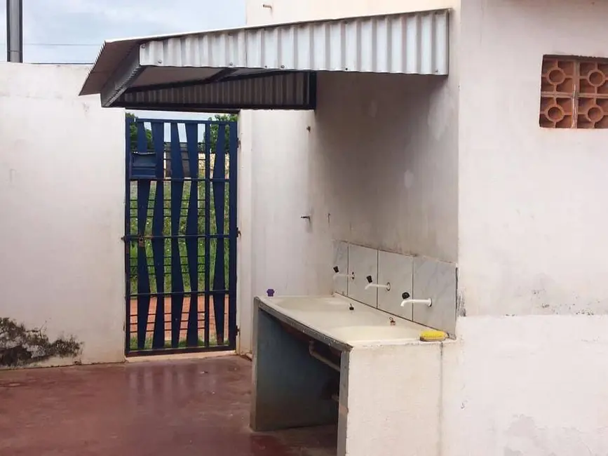 Casa com 4 quartos à venda, 350m2 em Residencial São Carlos, Cuiaba - MT - imagem 3 Foto 3 de Casa com 4 quartos à venda, 350m2 em Residencial São Carlos, Cuiaba - MT