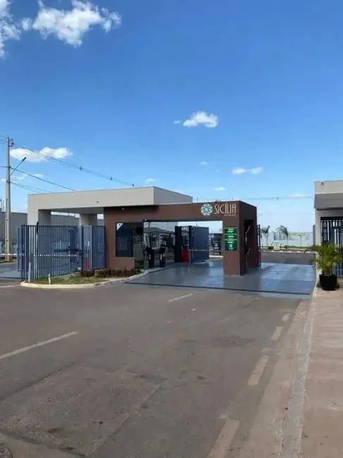 Foto 2 de Casa de Condomínio com 3 quartos à venda, 160m2 em Cuiaba - MT