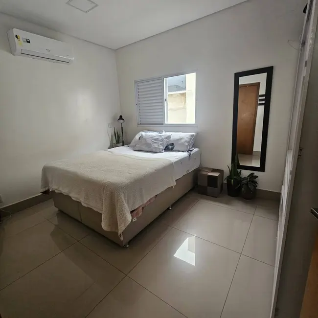 Foto 3 de Casa de Condomínio com 3 quartos à venda, 160m2 em Cuiaba - MT