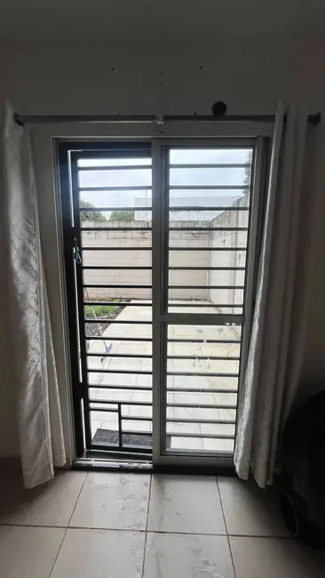 Foto 2 de Apartamento com 2 quartos para alugar, 40m2 em Coxipó, Cuiaba - MT