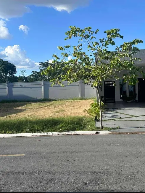 Terreno / Lote à venda, 250m2 em Cuiaba - MT - imagem 1 Foto 1 de Terreno / Lote à venda, 250m2 em Cuiaba - MT