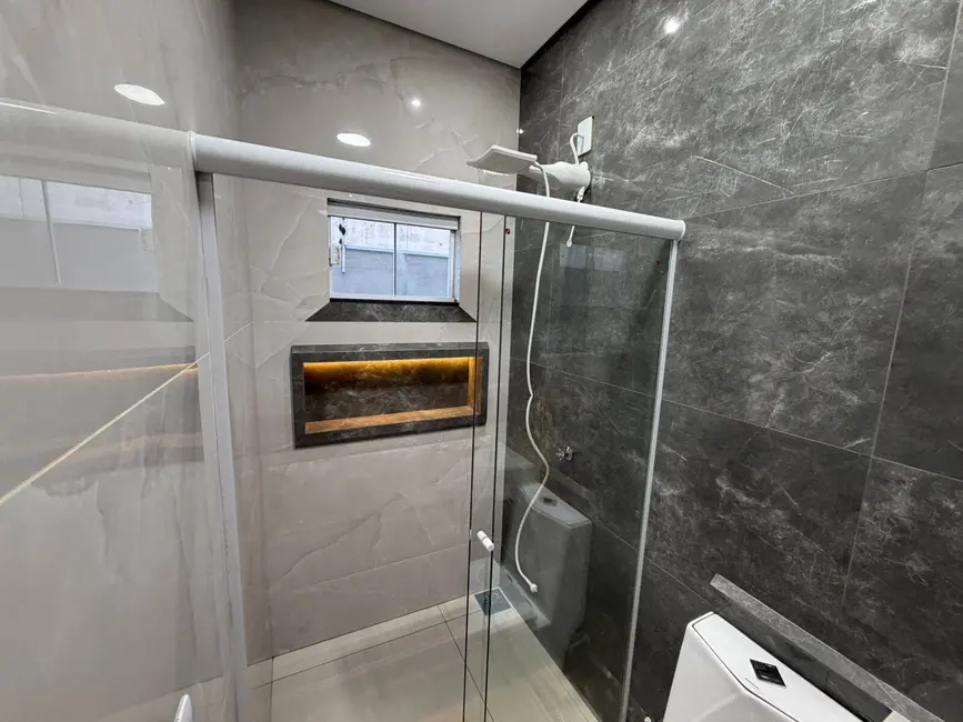 Foto 8 de Casa com 3 quartos à venda, 200m2 em Cuiaba - MT