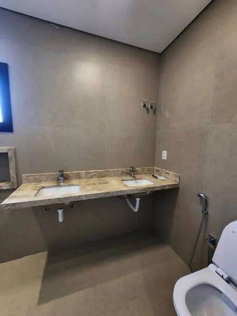 Foto 2 de Casa de Condomínio com 3 quartos à venda, 327m2 em Condomínio Belvedere, Cuiaba - MT