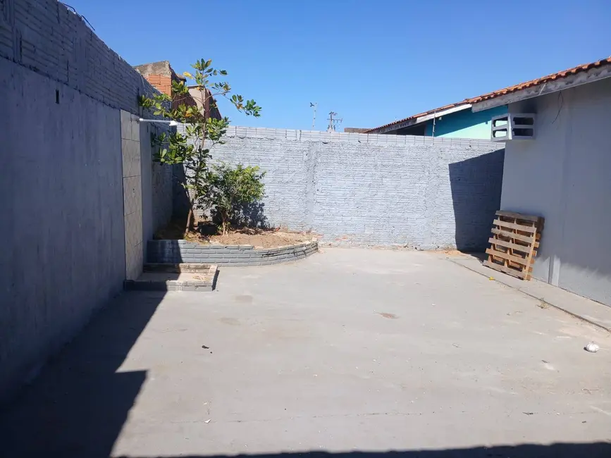 Foto 2 de Casa com 2 quartos à venda, 200m2 em Pascoal Ramos, Cuiaba - MT