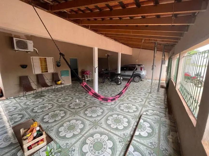 Foto 2 de Casa com 3 quartos à venda, 200m2 em Parque Residencial Tropical Ville, Cuiaba - MT