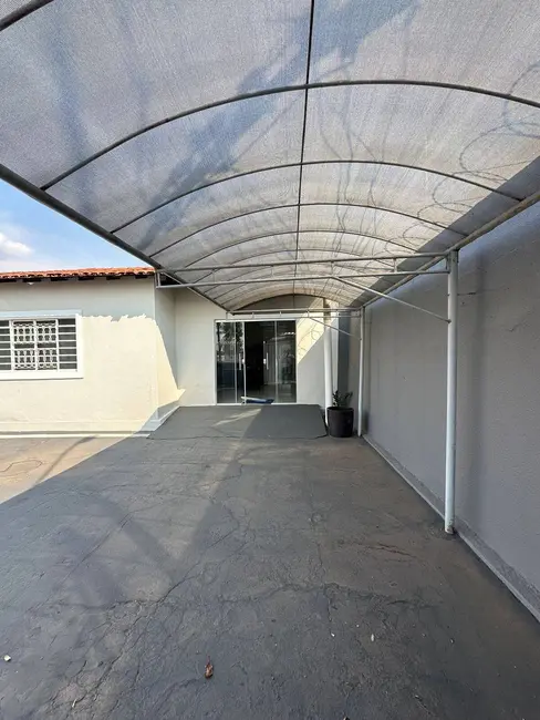 Sala Comercial à venda, 420m2 em Jardim Cuiabá, Cuiaba - MT - imagem 2 Foto 2 de Sala Comercial à venda, 420m2 em Jardim Cuiabá, Cuiaba - MT