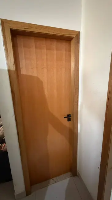Foto 3 de Apartamento com 2 quartos à venda, 40m2 em Jardim Santa Isabel, Cuiaba - MT