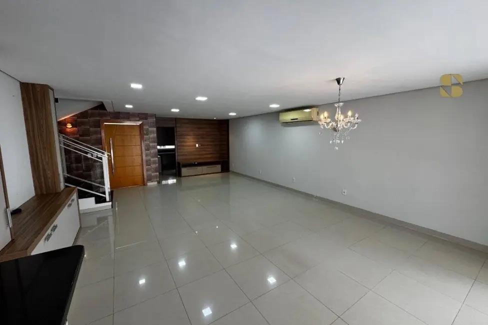 Foto 7 de Casa de Condomínio com 3 quartos à venda, 397m2 em Condomínio Belvedere, Cuiaba - MT