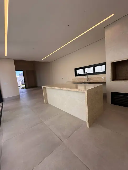 Casa de Condomínio com 3 quartos à venda, 308m2 em Cuiaba - MT - imagem 4 Foto 4 de Casa de Condomínio com 3 quartos à venda, 308m2 em Cuiaba - MT