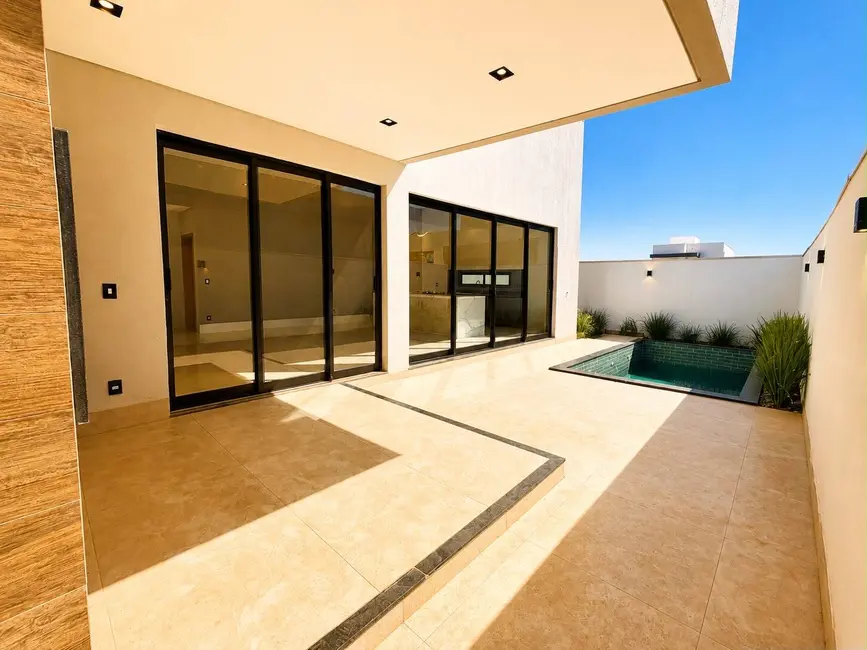 Casa de Condomínio com 4 quartos à venda, 371m2 em Cuiaba - MT - imagem 6 Foto 6 de Casa de Condomínio com 4 quartos à venda, 371m2 em Cuiaba - MT