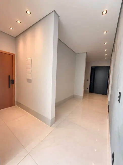 Casa de Condomínio com 4 quartos à venda, 371m2 em Cuiaba - MT - imagem 7 Foto 7 de Casa de Condomínio com 4 quartos à venda, 371m2 em Cuiaba - MT