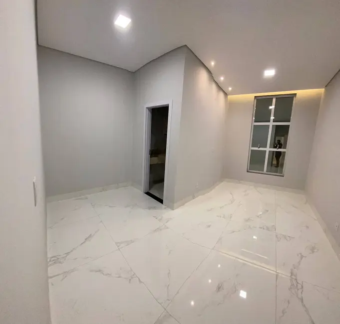 Foto 6 de Casa com 3 quartos à venda, 114m2 em Jardim Shangri-Lá, Cuiaba - MT