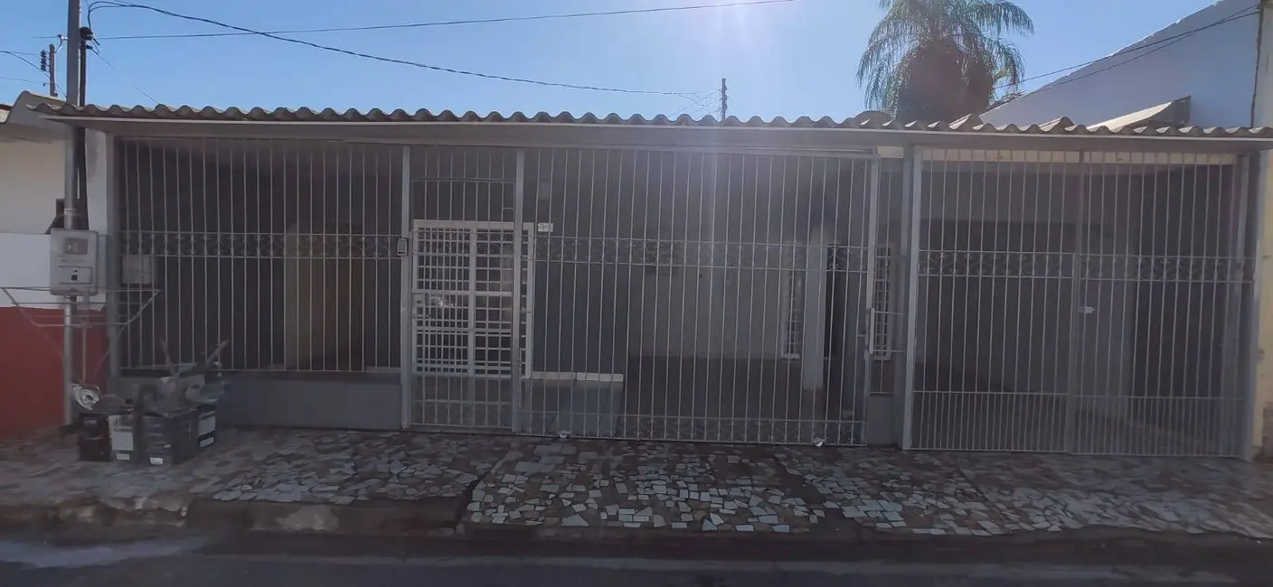 Casa com 4 quartos à venda, 90m2 em Coophema, Cuiaba - MT - imagem 3 Foto 3 de Casa com 4 quartos à venda, 90m2 em Coophema, Cuiaba - MT