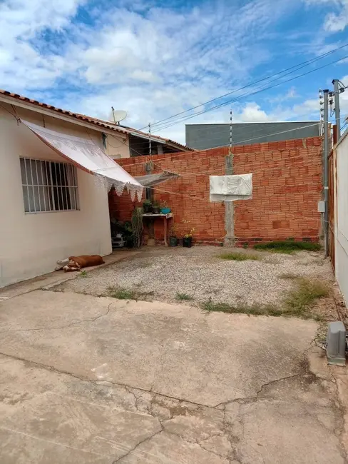 Foto 8 de Casa com 2 quartos à venda, 200m2 em Cuiaba - MT