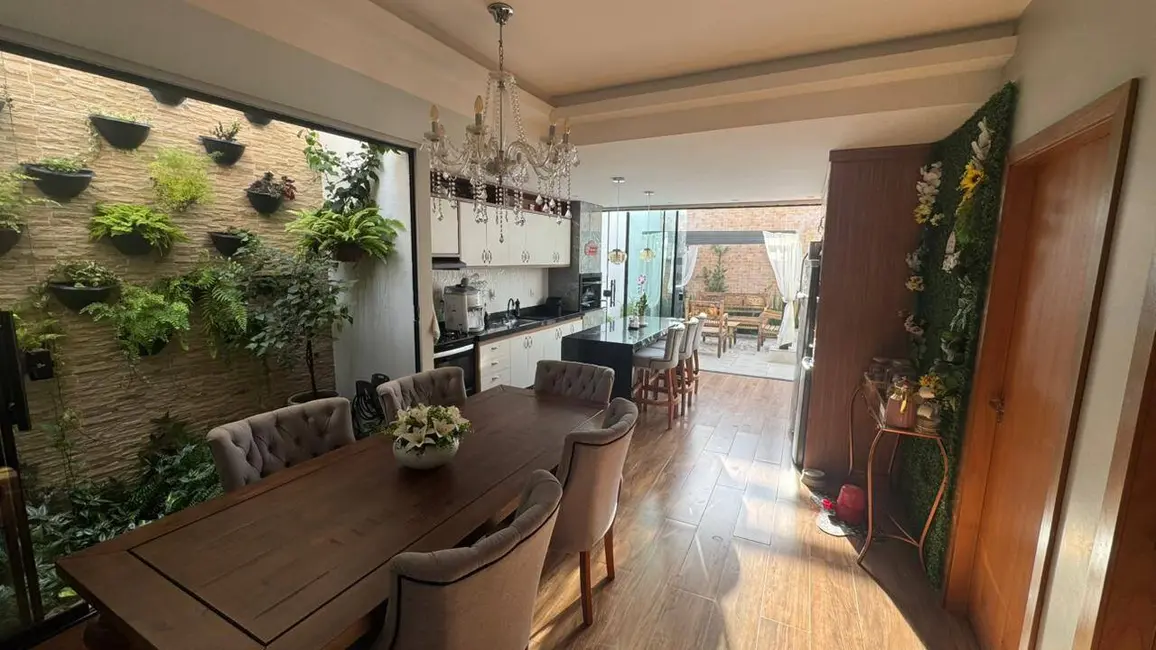 Foto 7 de Casa com 4 quartos à venda, 195m2 em Jardim Aclimação, Cuiaba - MT