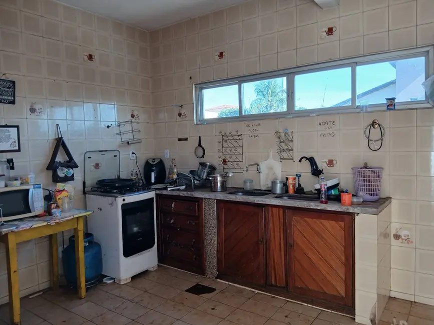 Casa com 5 quartos à venda, 660m2 em Jardim Califórnia, Cuiaba - MT - imagem 4 Foto 4 de Casa com 5 quartos à venda, 660m2 em Jardim Califórnia, Cuiaba - MT