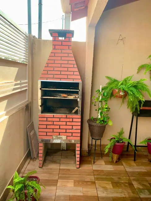 Foto 2 de Casa com 3 quartos à venda, 130m2 em Pascoal Ramos, Cuiaba - MT