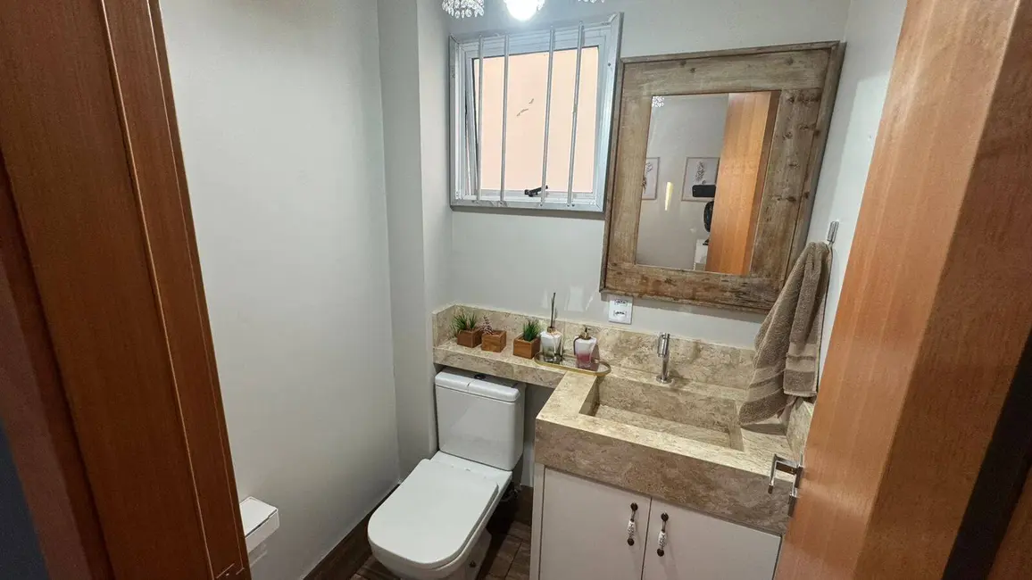 Foto 7 de Sobrado com 3 quartos à venda, 195m2 em Ribeirão do Lipa, Cuiaba - MT
