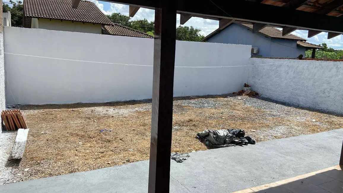 Foto 4 de Casa com 3 quartos à venda e para alugar, 200m2 em Distrito Industrial, Cuiaba - MT