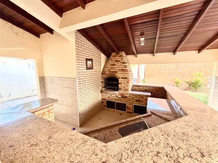 Foto 1 de Casa com 2 quartos à venda, 474m2 em Jardim Santa Isabel, Cuiaba - MT