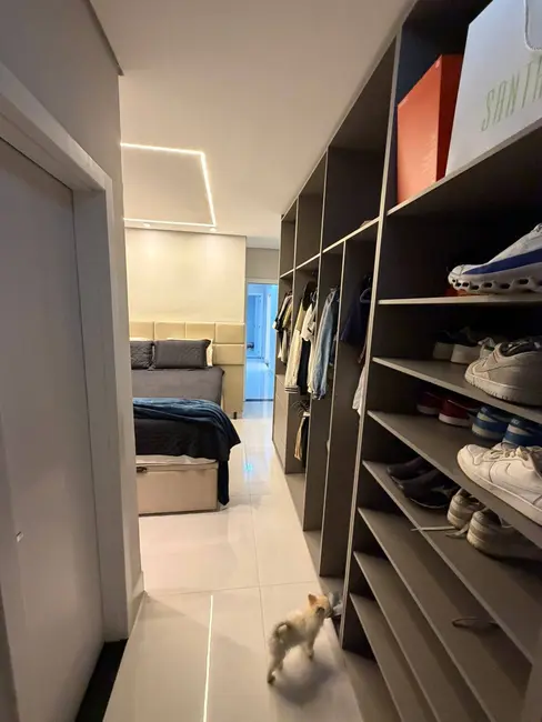 Foto 2 de Casa com 3 quartos à venda, 200m2 em Centro-Sul, Varzea Grande - MT