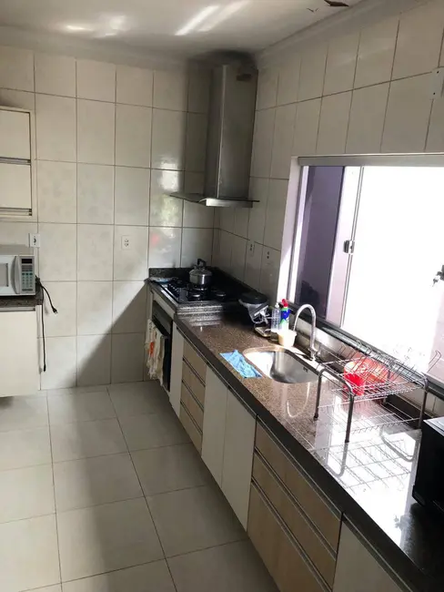 Foto 3 de Casa com 1 quarto à venda, 500m2 em Jardim Shangri-Lá, Cuiaba - MT