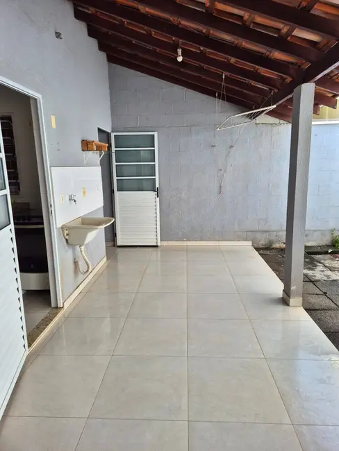 Casa com 2 quartos para alugar, 80m2 em Parque Residencial das Nações Indígenas, Cuiaba - MT - imagem 3 Foto 3 de Casa com 2 quartos para alugar, 80m2 em Parque Residencial das Nações Indígenas, Cuiaba - MT