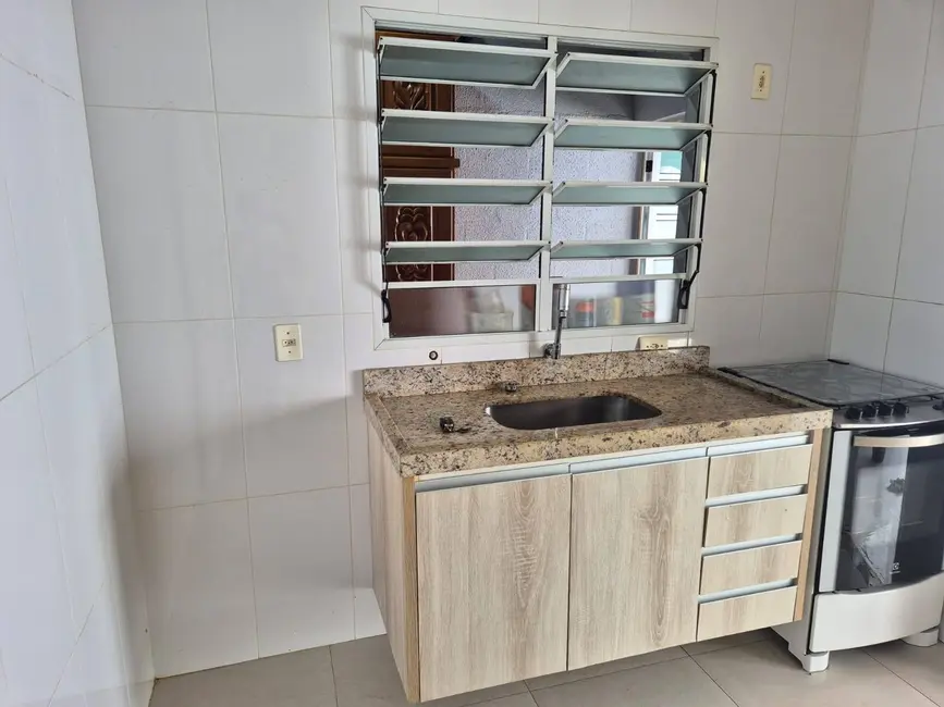 Casa com 2 quartos para alugar, 80m2 em Parque Residencial das Nações Indígenas, Cuiaba - MT - imagem 5 Foto 5 de Casa com 2 quartos para alugar, 80m2 em Parque Residencial das Nações Indígenas, Cuiaba - MT