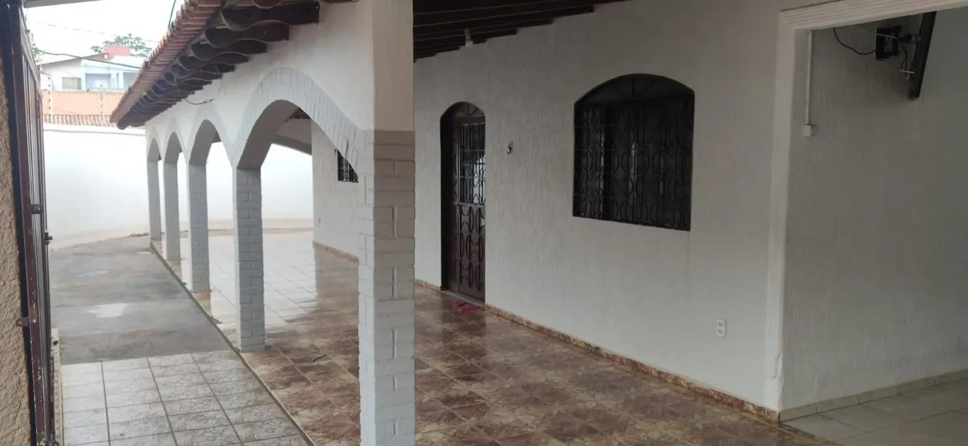 Foto 8 de Casa com 3 quartos à venda, 300m2 em Parque Cuiabá, Cuiaba - MT