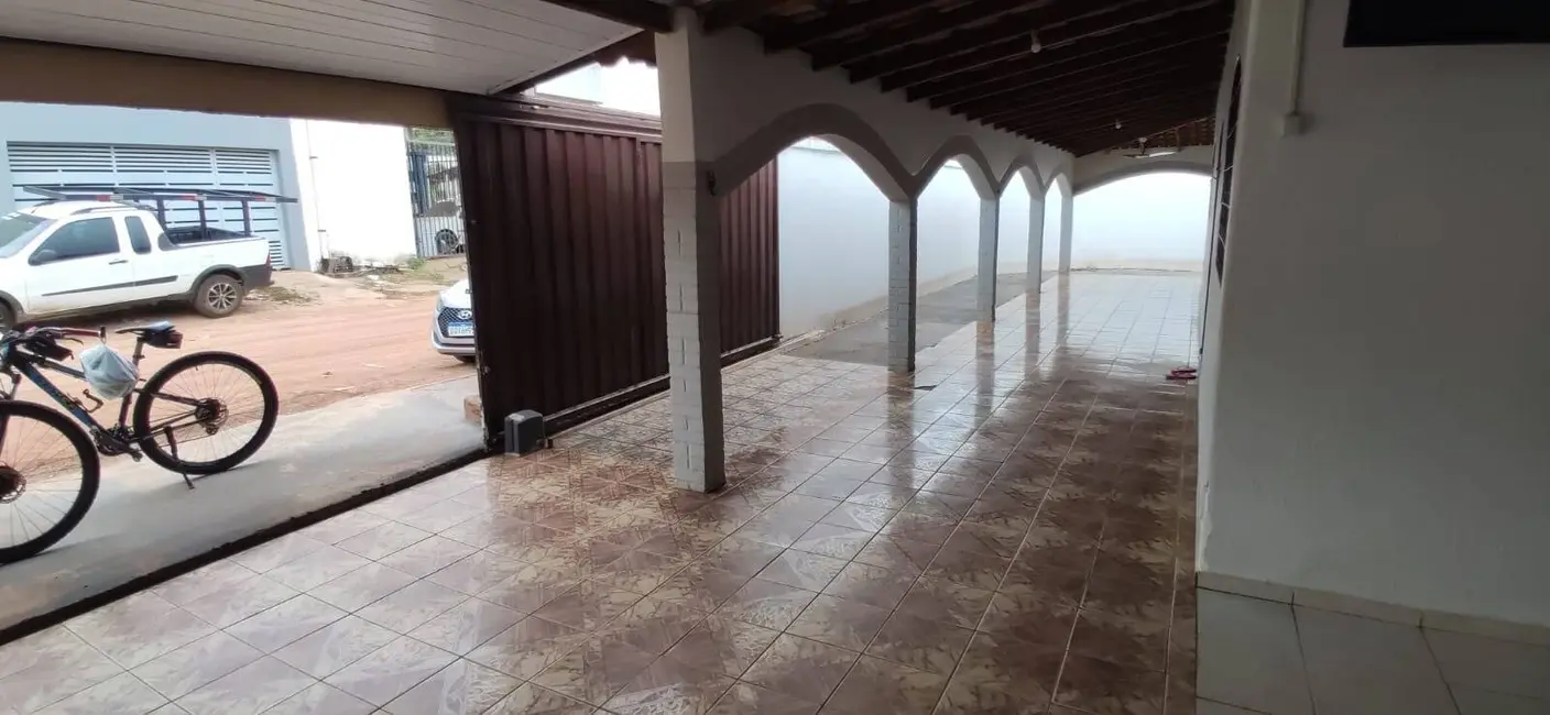Foto 4 de Casa com 3 quartos à venda, 300m2 em Parque Cuiabá, Cuiaba - MT