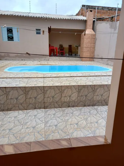 Foto 1 de Casa com 2 quartos à venda, 250m2 em Dom Bosco, Cuiaba - MT