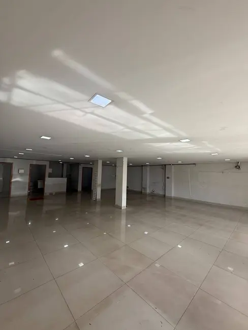 Sala Comercial à venda e para alugar, 153m2 em Poção, Cuiaba - MT - imagem 6 Foto 6 de Sala Comercial à venda e para alugar, 153m2 em Poção, Cuiaba - MT