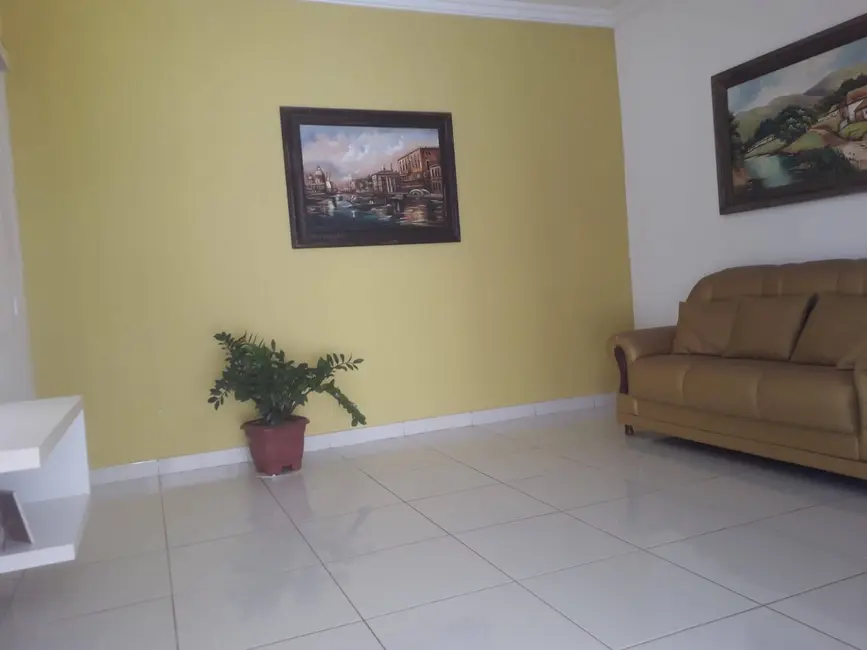 Sobrado com 3 quartos à venda, 444m2 em Jardim Passaredo, Cuiaba - MT - imagem 7 Foto 7 de Sobrado com 3 quartos à venda, 444m2 em Jardim Passaredo, Cuiaba - MT