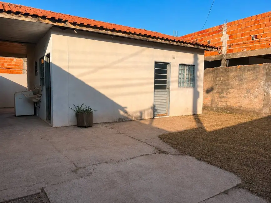 Foto 1 de Casa com 2 quartos à venda, 200m2 em São Sebastião, Cuiaba - MT