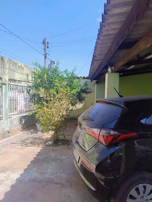 Casa com 2 quartos à venda, 360m2 em Parque Amperco, Cuiaba - MT - imagem 2 Foto 2 de Casa com 2 quartos à venda, 360m2 em Parque Amperco, Cuiaba - MT