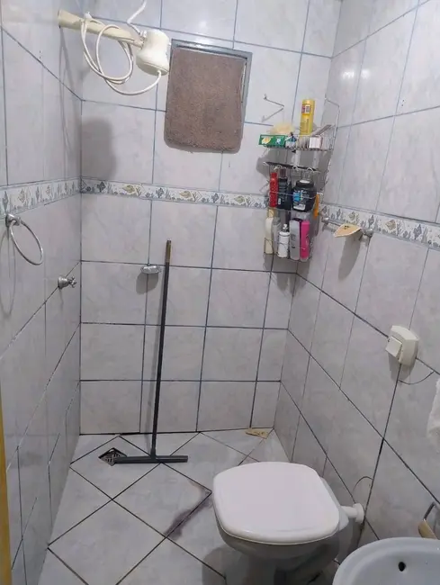 Casa com 2 quartos à venda, 360m2 em Parque Amperco, Cuiaba - MT - imagem 4 Foto 4 de Casa com 2 quartos à venda, 360m2 em Parque Amperco, Cuiaba - MT