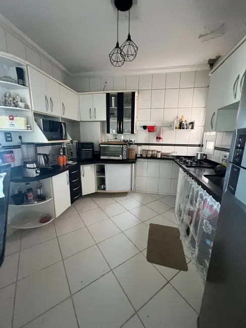 Foto 6 de Apartamento com 2 quartos à venda, 140m2 em Quilombo, Cuiaba - MT