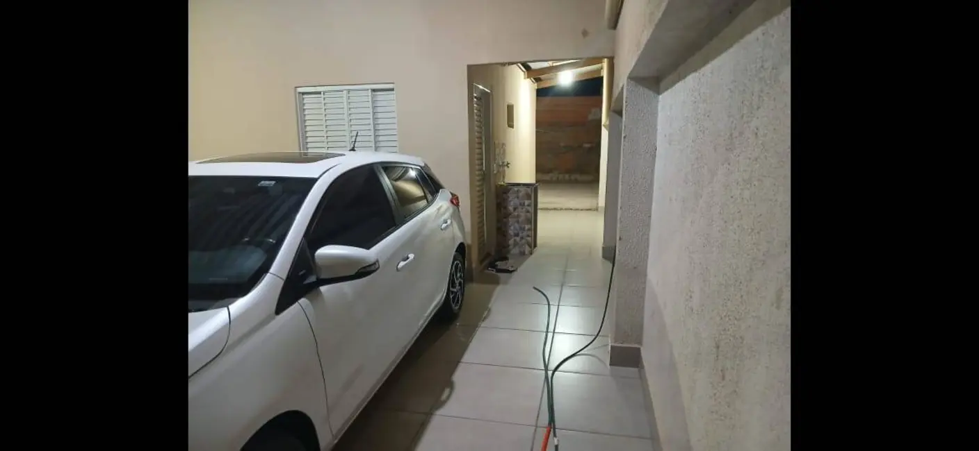 Foto 3 de Casa com 2 quartos à venda, 200m2 em Três Barras, Cuiaba - MT