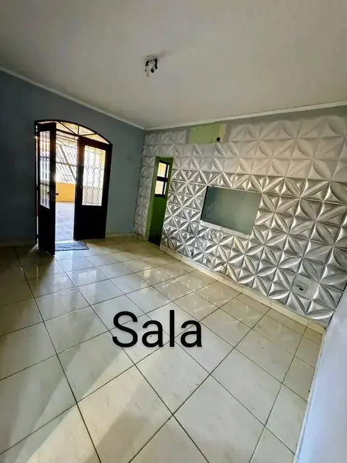 Casa com 2 quartos à venda, 180m2 em Coophamil, Cuiaba - MT - imagem 3 Foto 3 de Casa com 2 quartos à venda, 180m2 em Coophamil, Cuiaba - MT