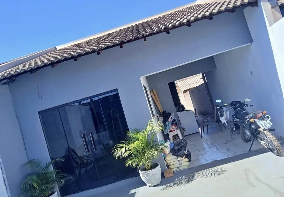 Foto 1 de Casa com 2 quartos à venda, 200m2 em Varzea Grande - MT
