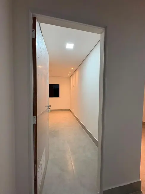 Foto 3 de Casa com 2 quartos à venda, 180m2 em Real Parque, Cuiaba - MT